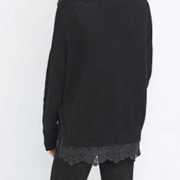 Urban Outfitters Black Knit With Lace Trim Detail - Picture 2 of 8